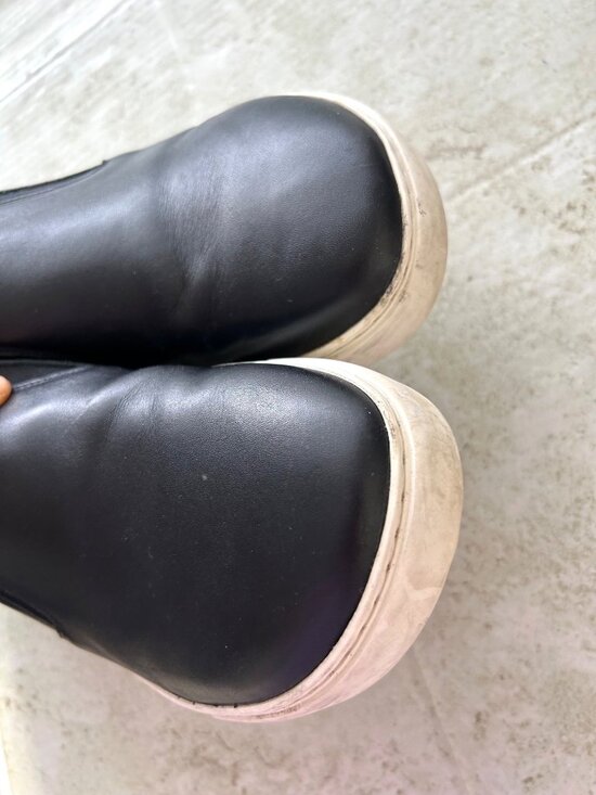 Birkenstock Men\'s Sz 44 Black Oswego Leather Slip-On Shoes With White Soles